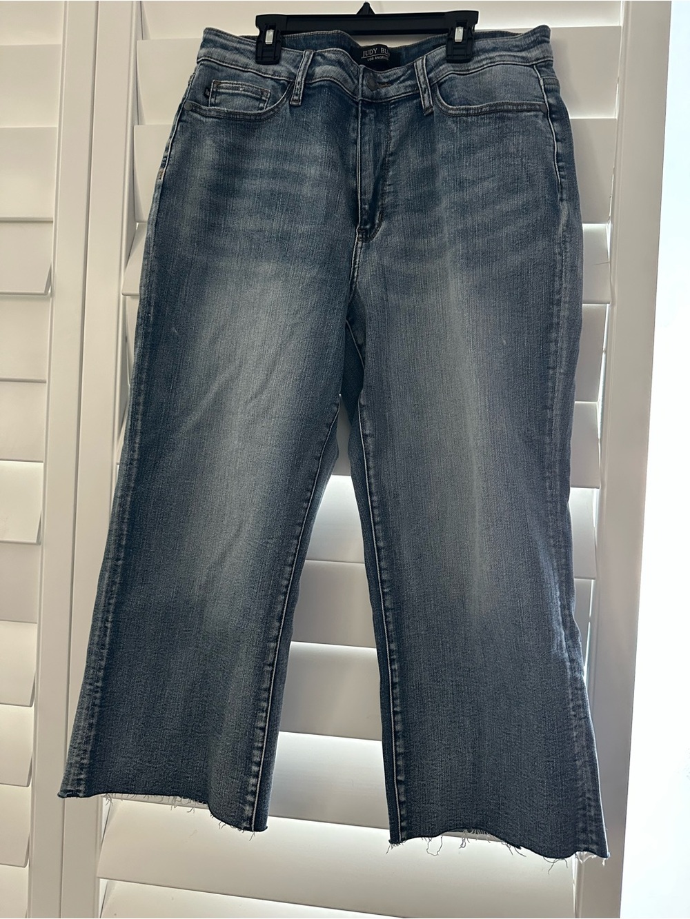 NWOT Womens Mid-Rise Cropped Wide Leg Jeans - Blue 13/31